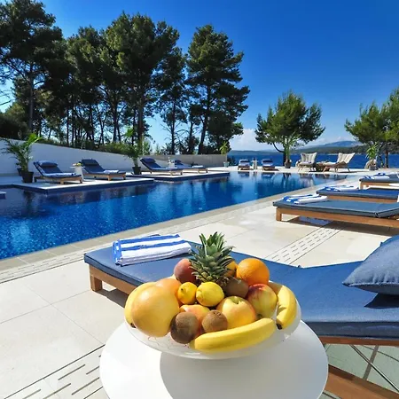 Antica-seafront With Comfortable And Pool Hotel Stari Grad (Hvar)