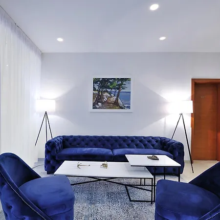 Antica-seafront With Comfortable And Pool Hotel