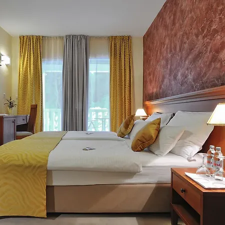 Antica-seafront With Comfortable And Pool Hotel Stari Grad (Hvar)