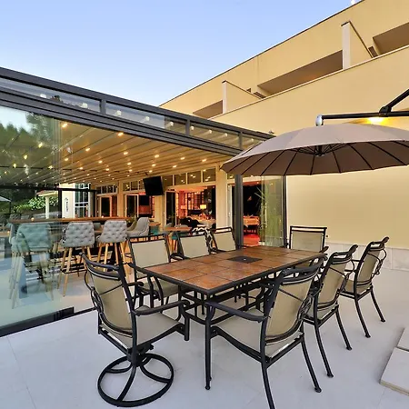 Antica-seafront With Comfortable And Pool Stari Grad (Hvar)